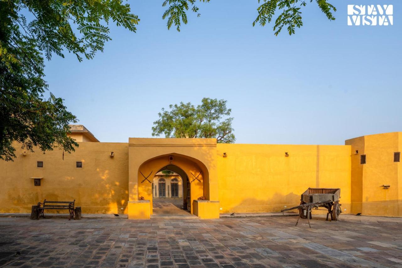 Villa Jaipura Garh: Traditional Charm With Spacious Grounds And Activities *